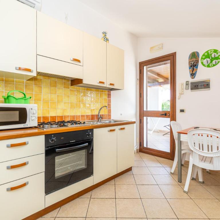 Sole Mare Deluxe - Three-Bedroom Vacation Home - 19