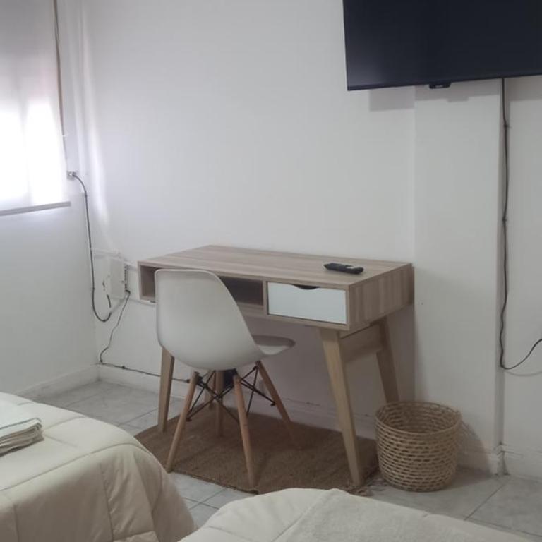 25 de mayo y C Pujato - Apartamento de 1 dormitorio - 11
