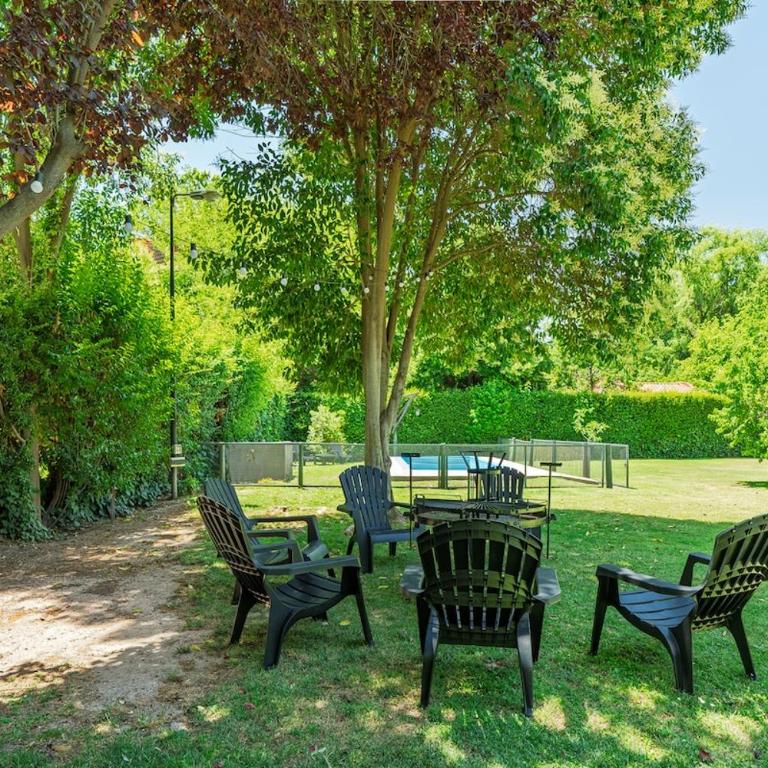 Formidable jardin, ubicación inmejorable, Chacras - Four-Bedroom House - 48
