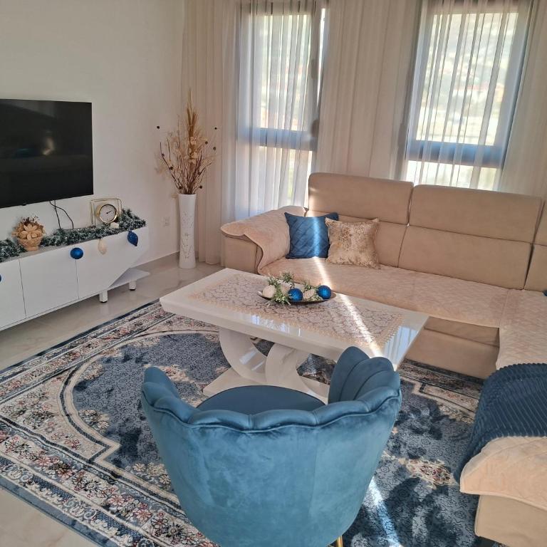 Sweet Escape - One-Bedroom Apartment - 2