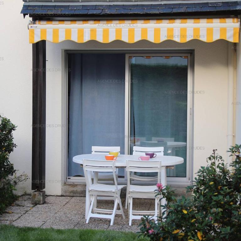 Carnac T2 en RDC avec Terrasse pour 4, Animaux admis - FR-1-377-106 - Appartement - 1