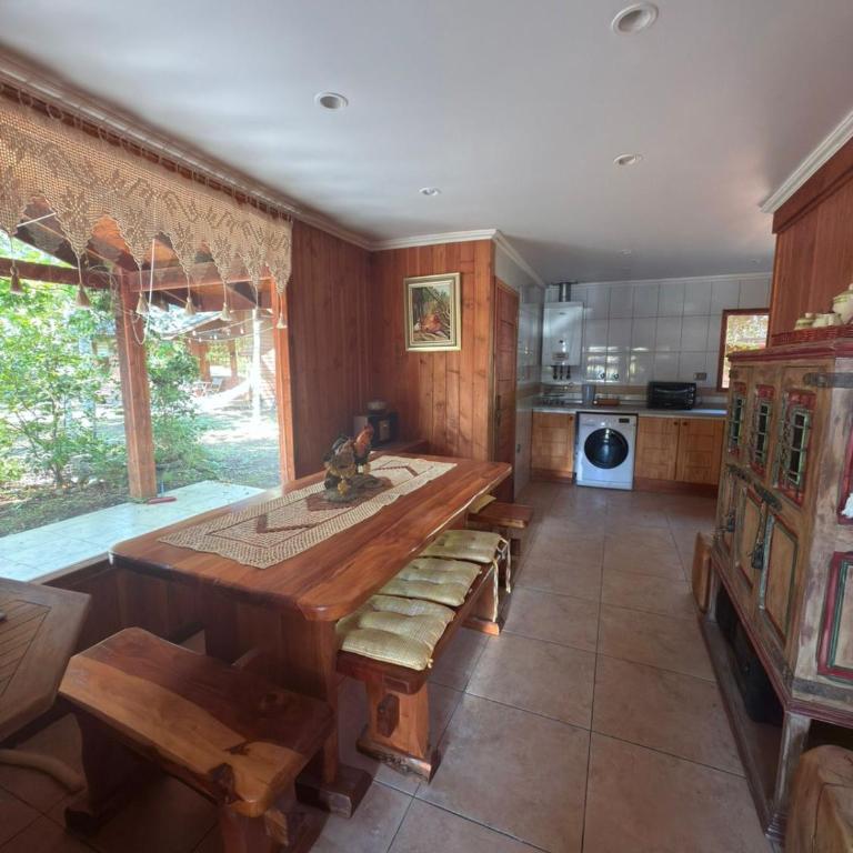 Cabañas en Pucón CASA TUWA - Three-Bedroom Vacation Home - 2