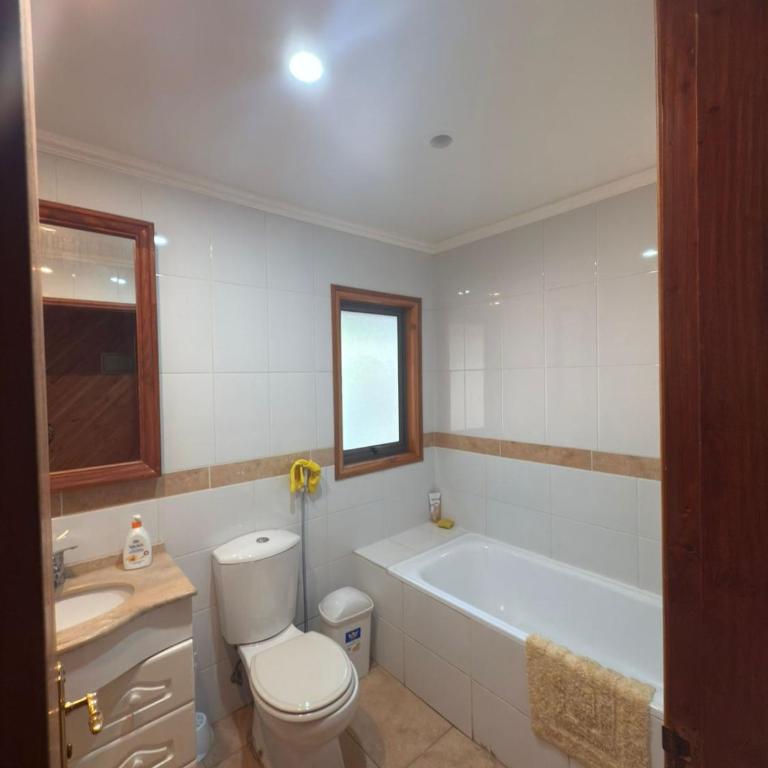 Cabañas en Pucón CASA TUWA - Three-Bedroom Vacation Home - 8