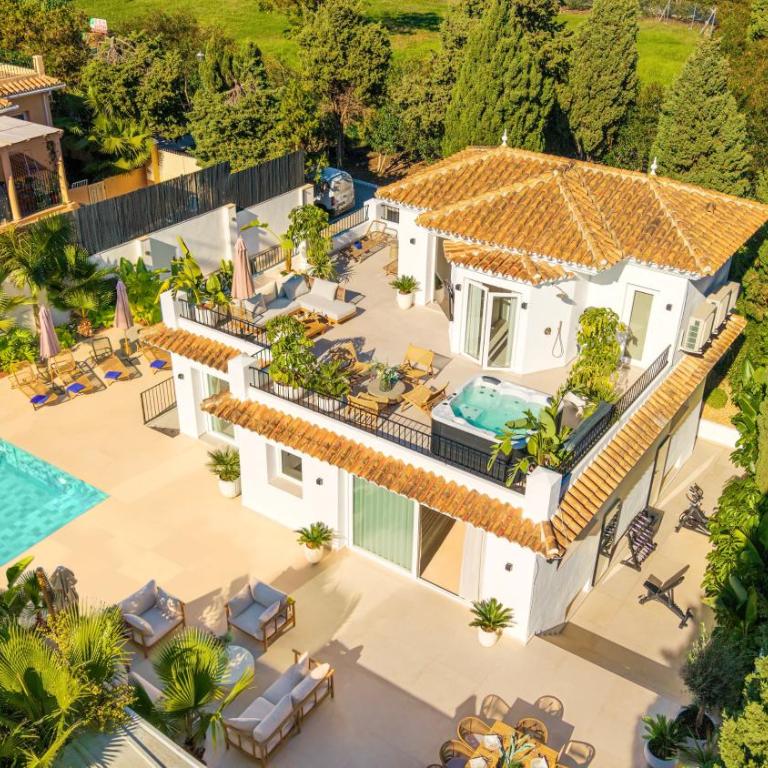 VACATION MARBELLA I Villa Ava, Private Heated Pool, Rooftop Hot Tub, Sauna, Luxury Interior, Close to Golfs, Beaches and Puerto Banus - Villa - 6