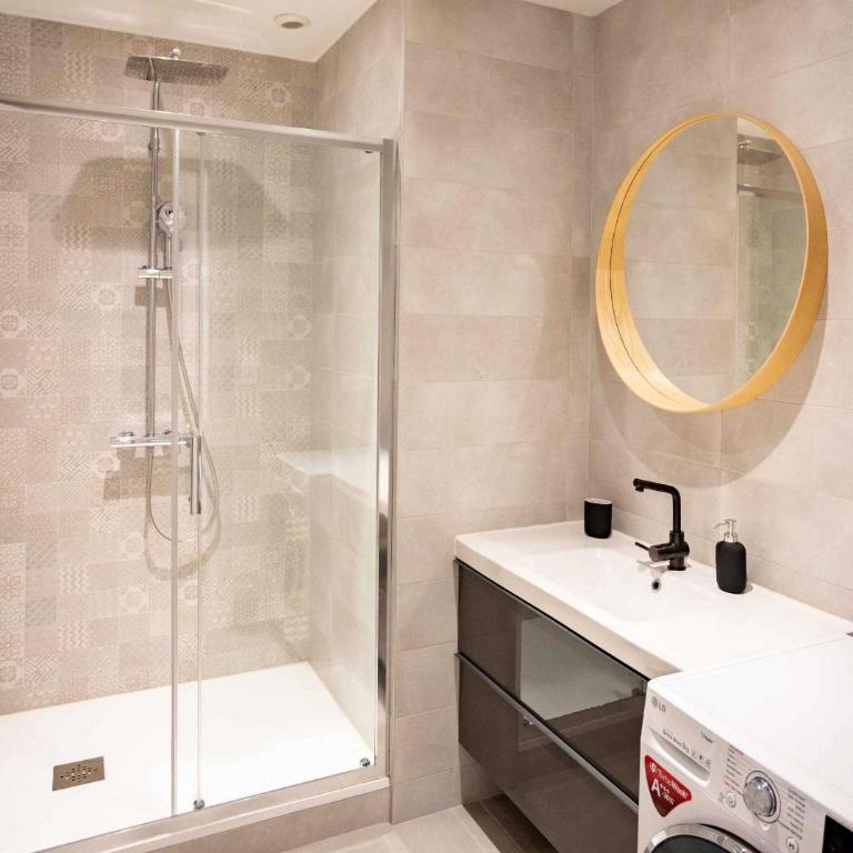 Charming apartment- 3BR-5P- Quai du Rhone - Apartment - 4