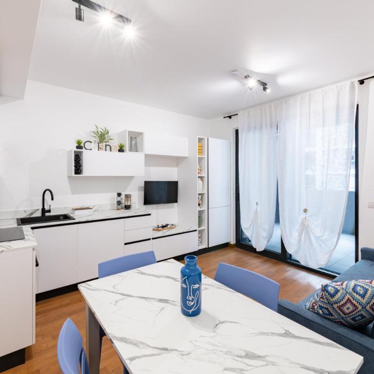 Parcheggio Gratuito - New 1BDR con Terrazzo - One-Bedroom Apartment - 1