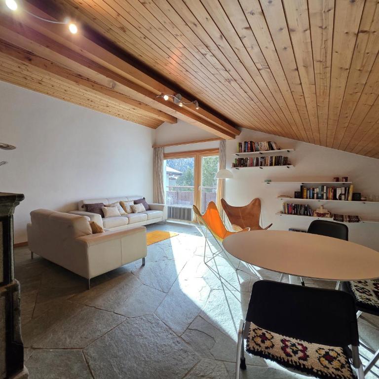 Vallesia Penthouse - Apartment mit 2 Schlafzimmern und Balkon - 3