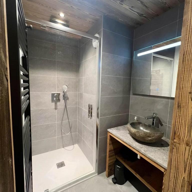NEW | NAGANO 206 | LES GETS | Situation exceptionnelle en face des pistes | Appt neuf 4 chambres - 9 personnes - Apartment - 20
