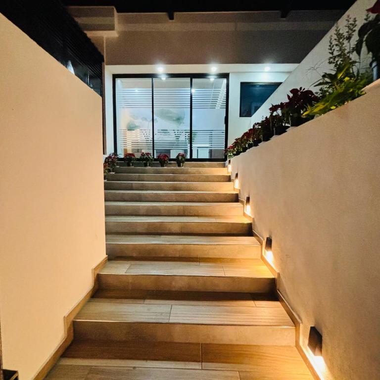 Depa Familiar con cochera 6 min Centro Médico y Catedral - Apartamento de 2 dormitorios - 6