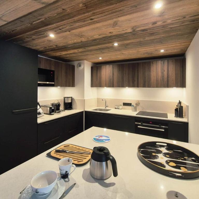 NAGANO 205 | LES GETS | Emplacement exceptionnel en face des pistes au cœur du village | Appartement neuf 3 chambres - 8 personnes - Apartamento - 10
