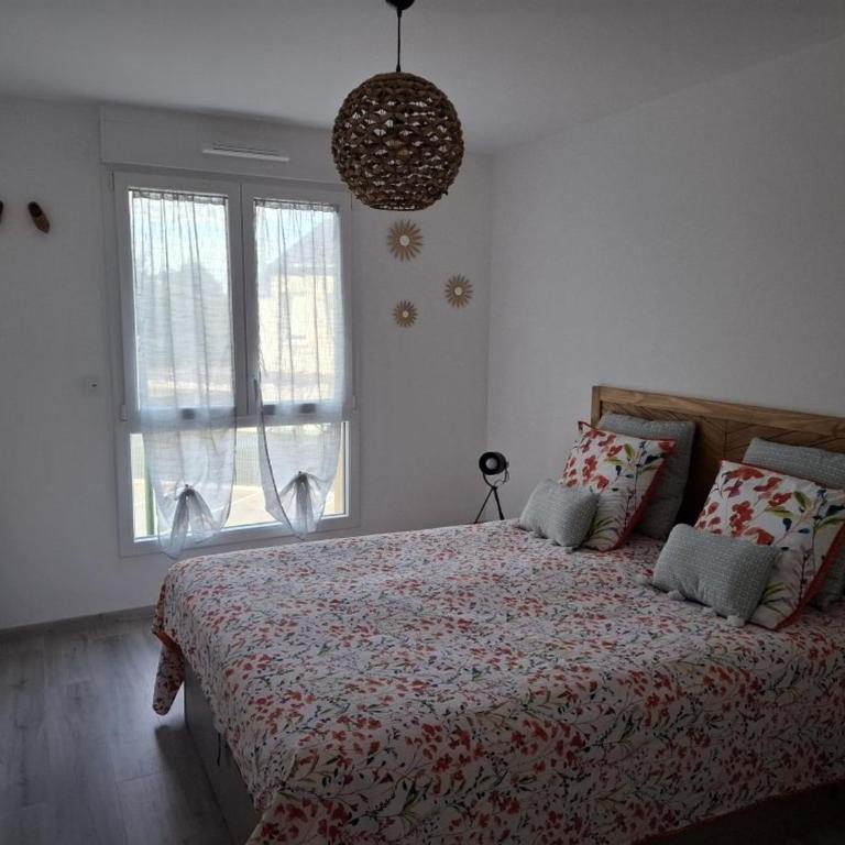 Charmant appartement proche plage avec balcon et parking privé - FR-1-465-123 - Appartement - 12