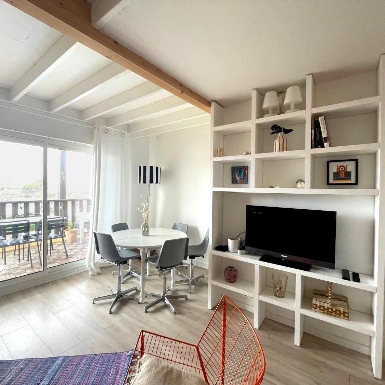 Le Miramar - Duplex lumineux à 300m de la plage - Two-Bedroom Apartment - 7