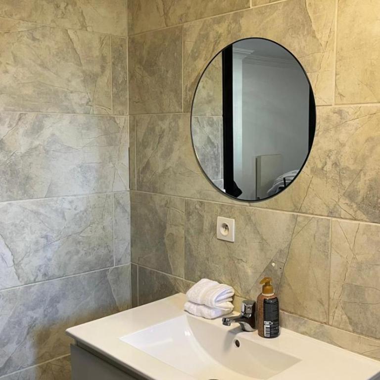 Beau studio cosy - Appartement 2 Chambres - 9