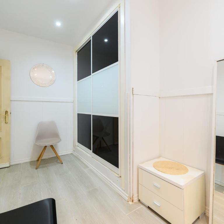 PEL300I Piso de 1 dormitorio en el Centro de Madrid - One-Bedroom Apartment - 19