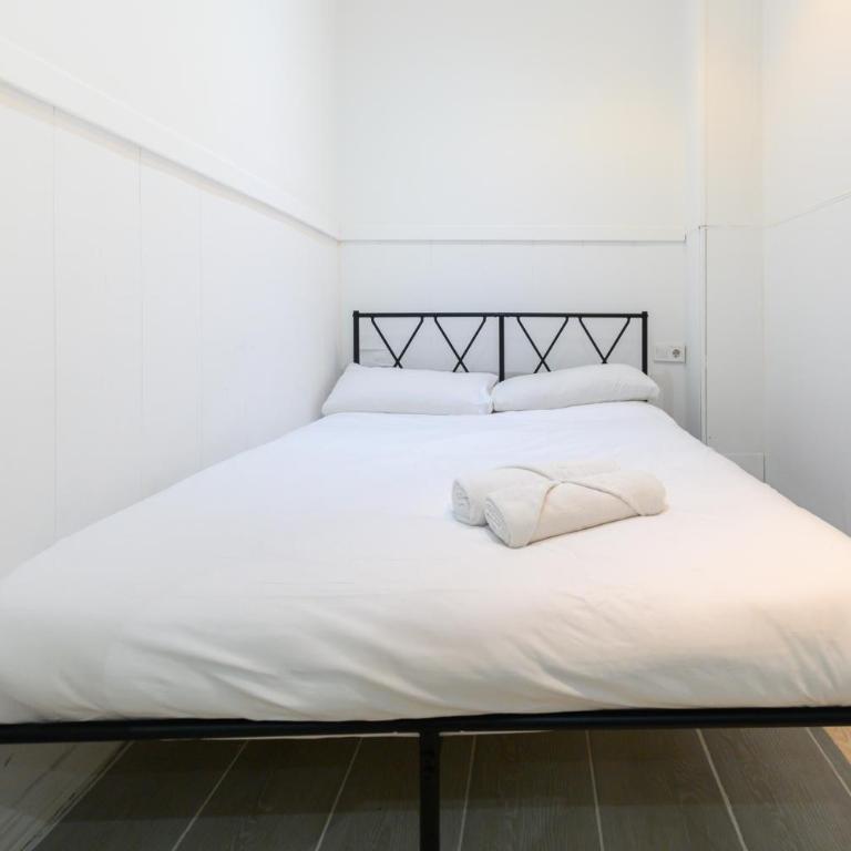 PEL300I Piso de 1 dormitorio en el Centro de Madrid - One-Bedroom Apartment - 22