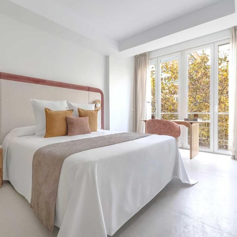 Moderno y acogedor apartamento en Chamberí - Three-Bedroom Apartment - 12