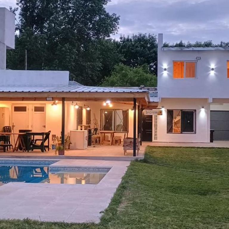 Los Girasoles - Casa de 3 dormitorios - 1