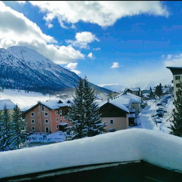 Appartement 2 pièces avec parking, balcon, proche des pistes - Montgenèvre - FR-1-266-205 - Appartement - 10