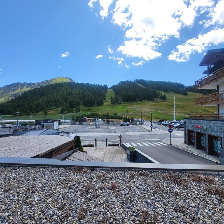 Appartement chaleureux au pied des pistes avec Wi-Fi - FR-1-266-212 - Apartment - 13