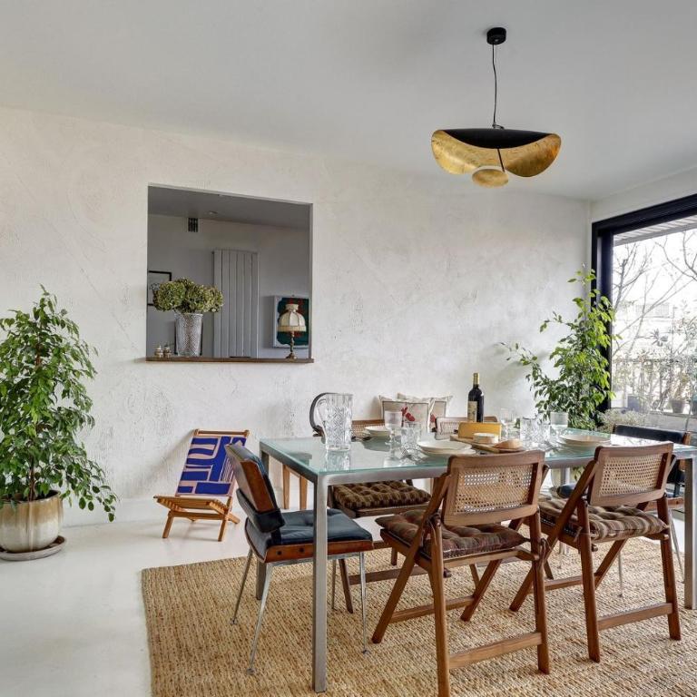 TheBlueStay 603 Spacious Apt with Terrace - Appartement - 4