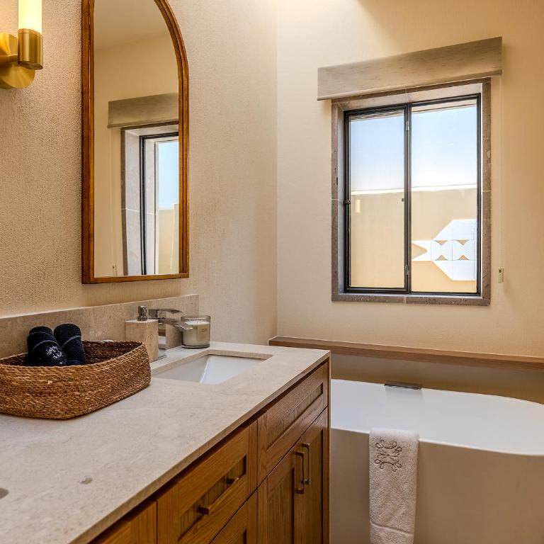 Casa La Purísima, Designer Retreat in Centro with Heated Pool & City Views - Villa mit privatem Pool - 51