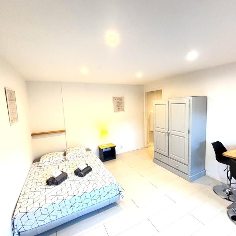 Charming Studio Cannes center with terrace, very calm - Appartement - Vue sur Ville - 12