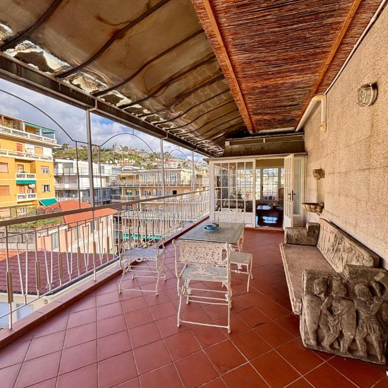 Attico sul Mare - Appartamento Standard con 2 Camere da Letto - 3