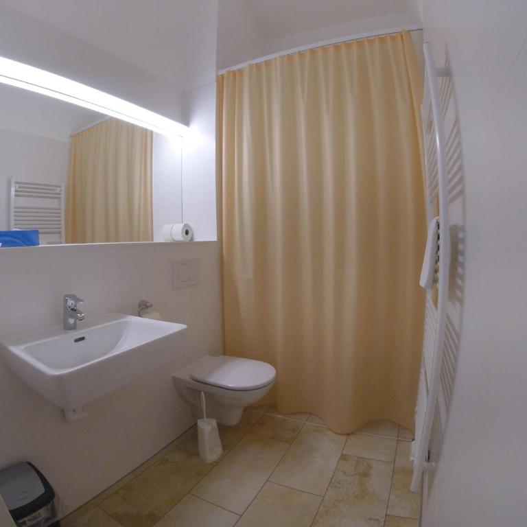 Hotel Aton - Einzelzimmer mit Balkon - 2