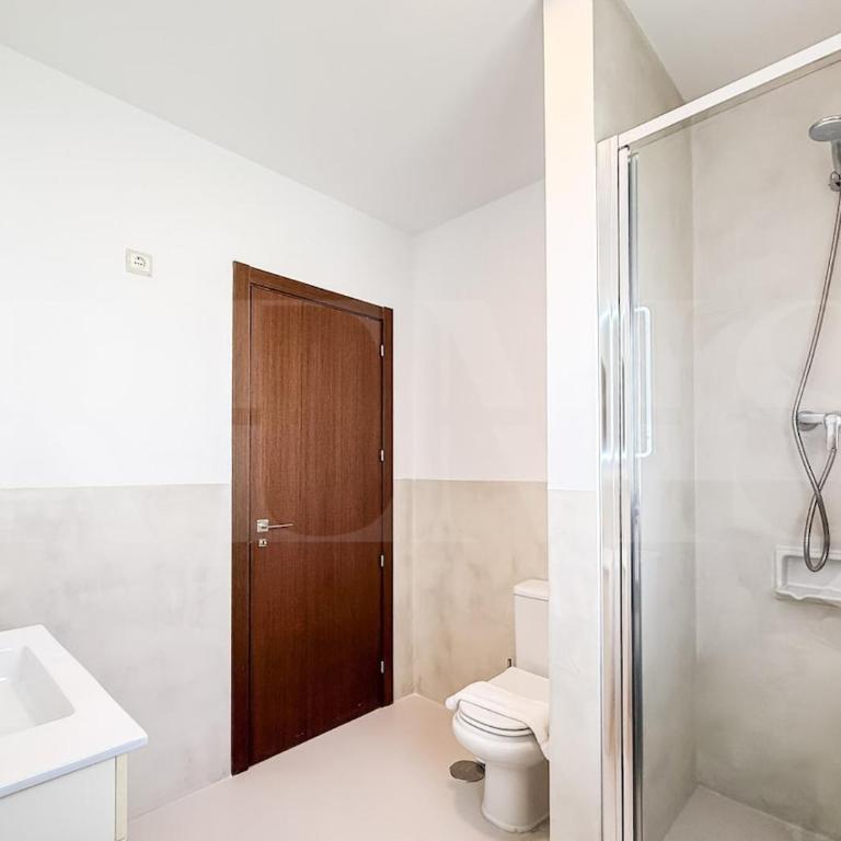 Sunny Villa & Rooftop Near Beach REMS - Villa de 3 dormitorios - 13