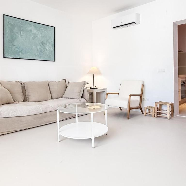 Sunny Villa & Rooftop Near Beach REMS - Villa de 3 dormitorios - 19