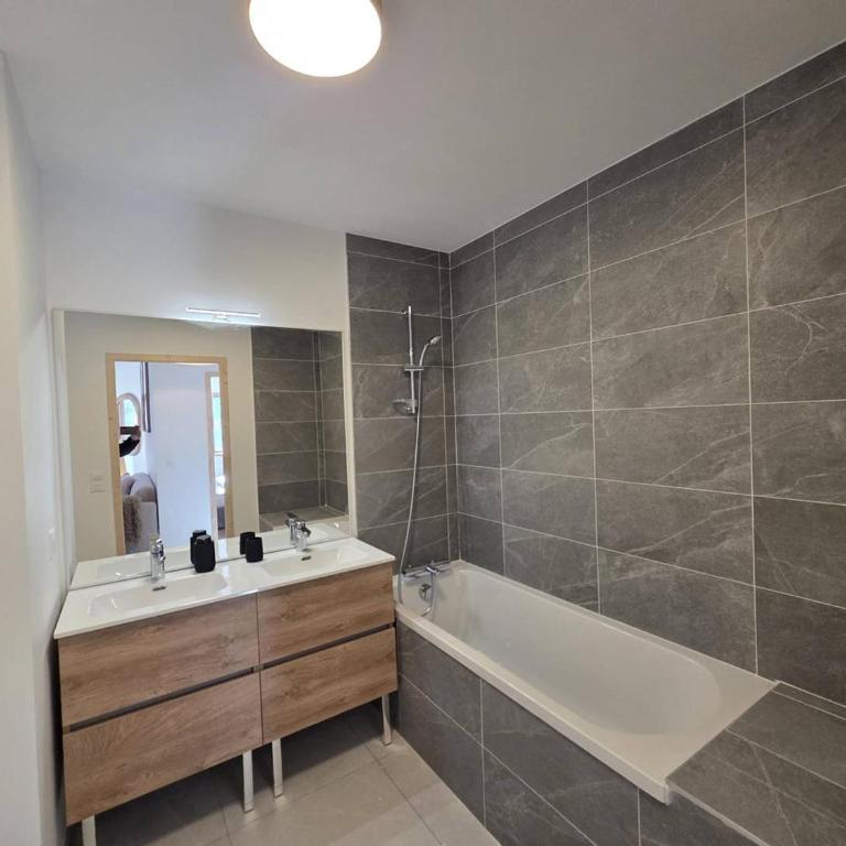 Bel appartement à Valmorel, 8 pers., parking inclus - FR-1-291-1036 - Apartment - 13