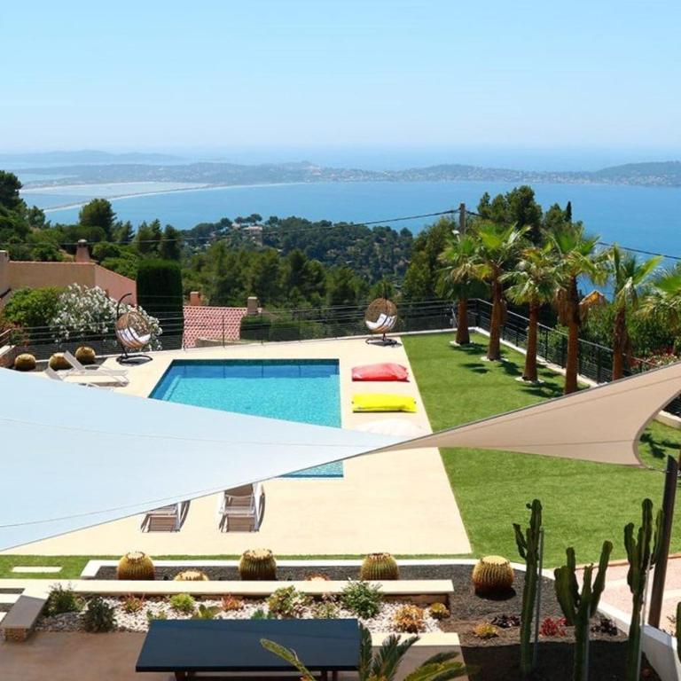 Villa Françoise pour 10 personnes avec vue mer et piscine chauffée à Carqueiranne - Maison 5 Chambres - 1