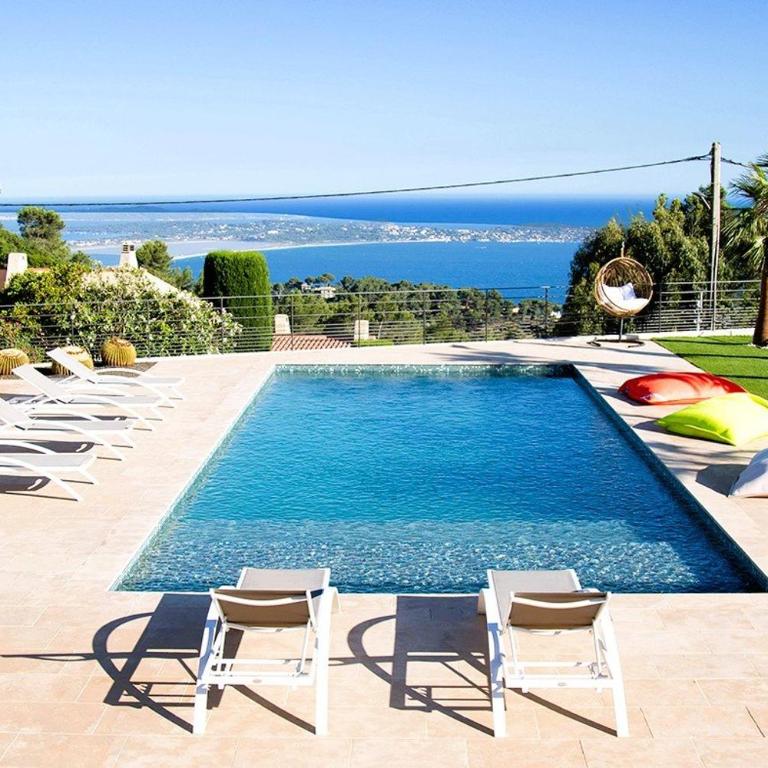 Villa Françoise pour 10 personnes avec vue mer et piscine chauffée à Carqueiranne - Maison 5 Chambres - 3