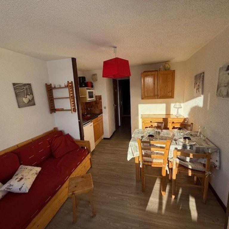 Studio cabine 4 pers aux Saisies, proche commerces - Appartement 1 Chambre - 15