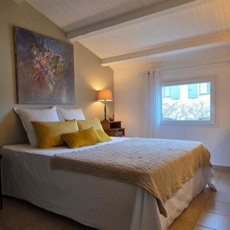 La Salicorne - Chambre Double avec Salle de Bains Privative - 8