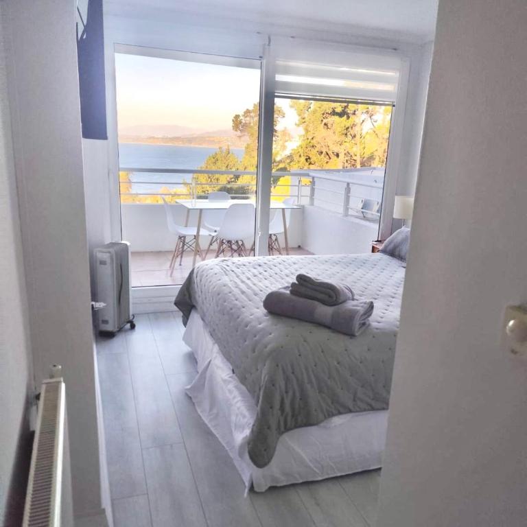 departamento frente al mar - Three-Bedroom Apartment - 1