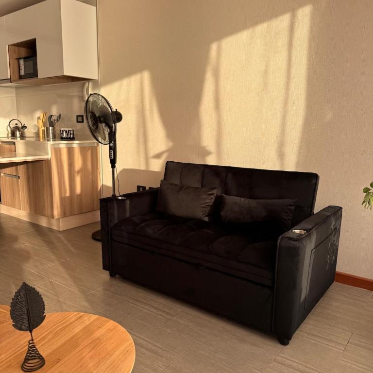 Departamento Amoblado con ubicación privilegiada - Two-Bedroom Apartment - 23