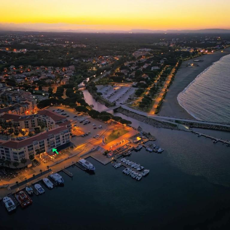 Studio Vue magique pleine mer, port, cap Béar, Racou, Climatisé - Studio - Vue sur Mer - 49