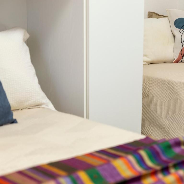 White lilium apartment - Two-Bedroom Apartment - 33