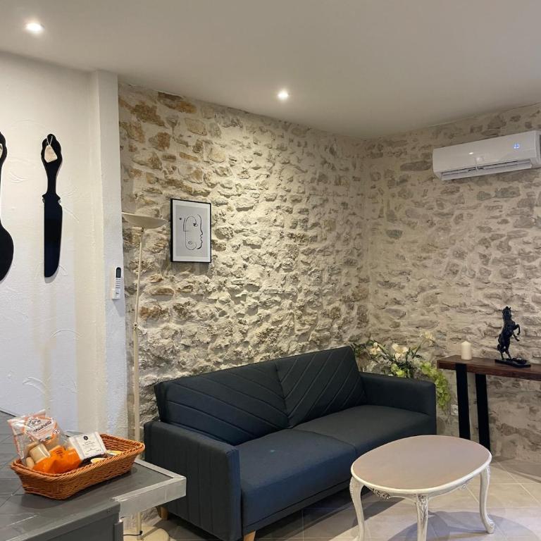 Apartment in L'Isle-sur-la-Sorgue with parking - Appartement 1 Chambre - 1