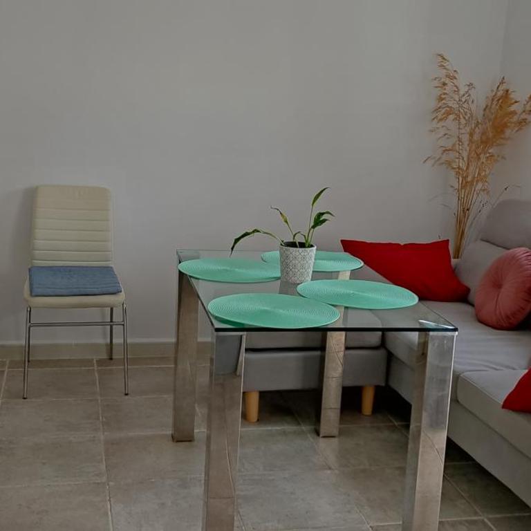 Casa con piscina privada y jardín - Casa de 2 dormitorios - 7