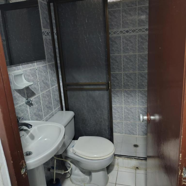 Amplio - Apartamento de 2 dormitorios - 2