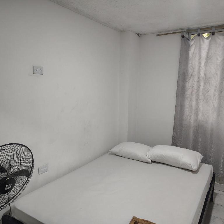 Amplio - Apartamento de 2 dormitorios - 7