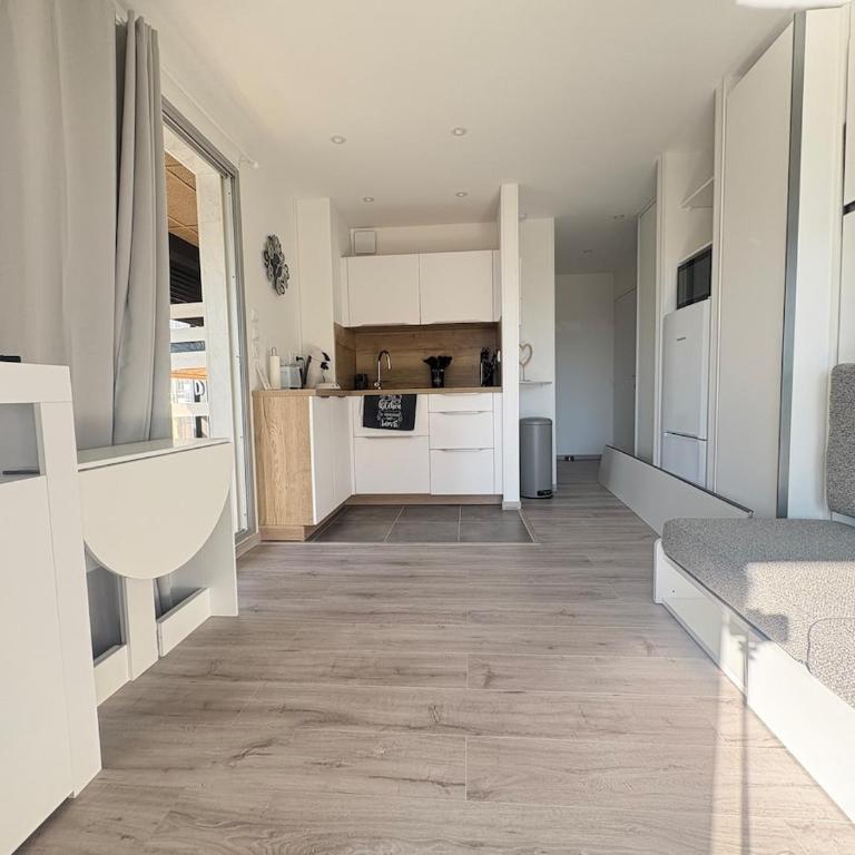 Appartement idéalement situé entre port et plage - Appartamento con 1 Camera da Letto - 1