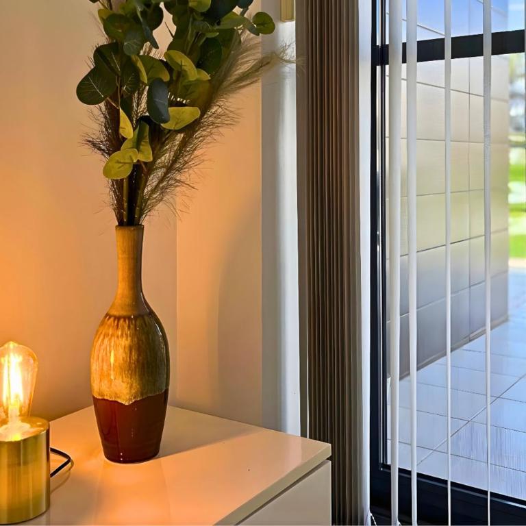 Nuevo apartamento con terraza y piscina próximo a las playas - Apartamento - 6