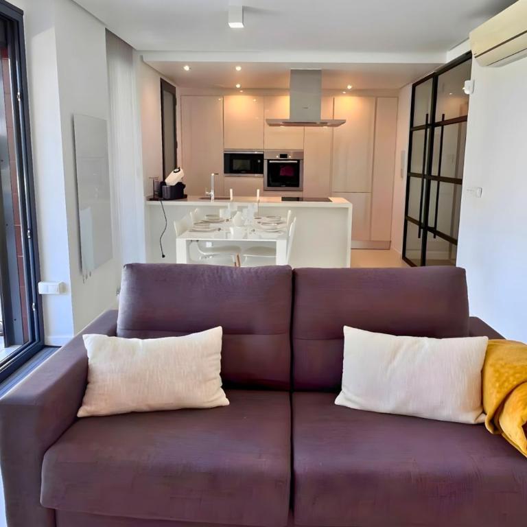 Nuevo apartamento con terraza y piscina próximo a las playas - Apartamento - 9