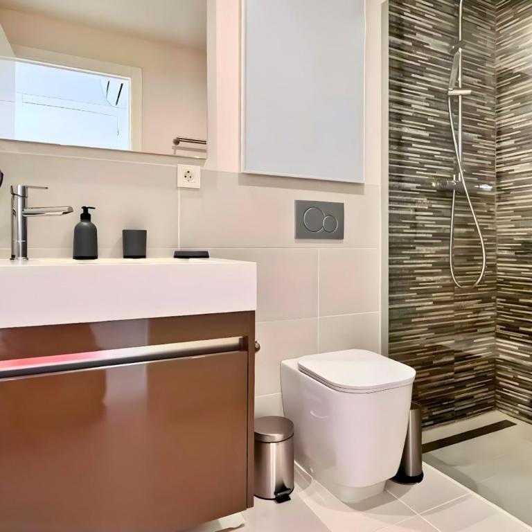 Nuevo apartamento con terraza y piscina próximo a las playas - Apartamento - 36