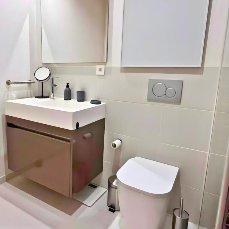 Nuevo apartamento con terraza y piscina próximo a las playas - Apartamento - 37