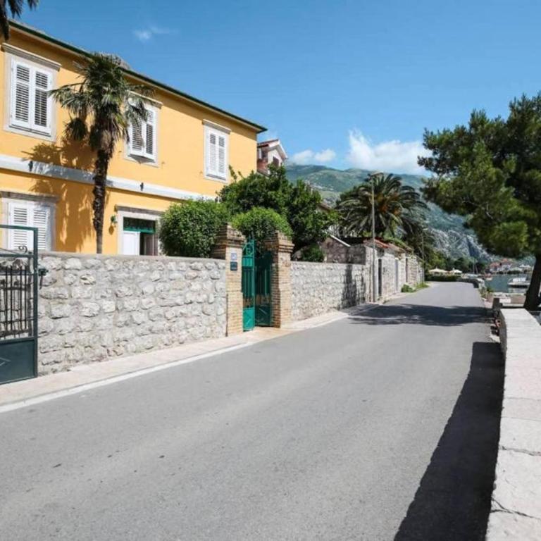 Miramare Seaside Aparts - Apartment with Sea View - 6