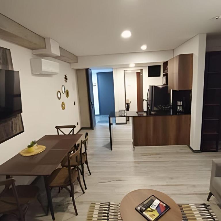 Epic Suite 514 Family Deluxe 2 Room 5P Airport - Superior Double Room - 51